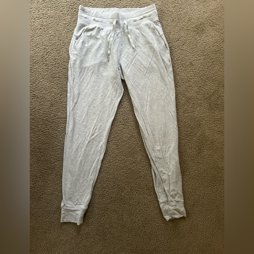 Lulu lemon joggers